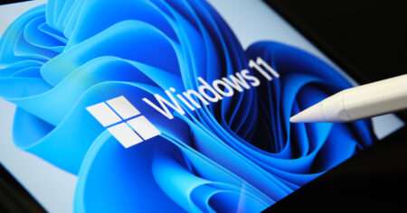 Microsoft Windows 11 on a Tablet